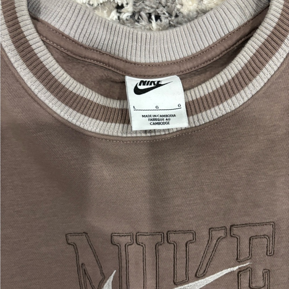 Nike Brown Crewneck Sweatshirt with White Stripe Accents - Picture 3 of 4